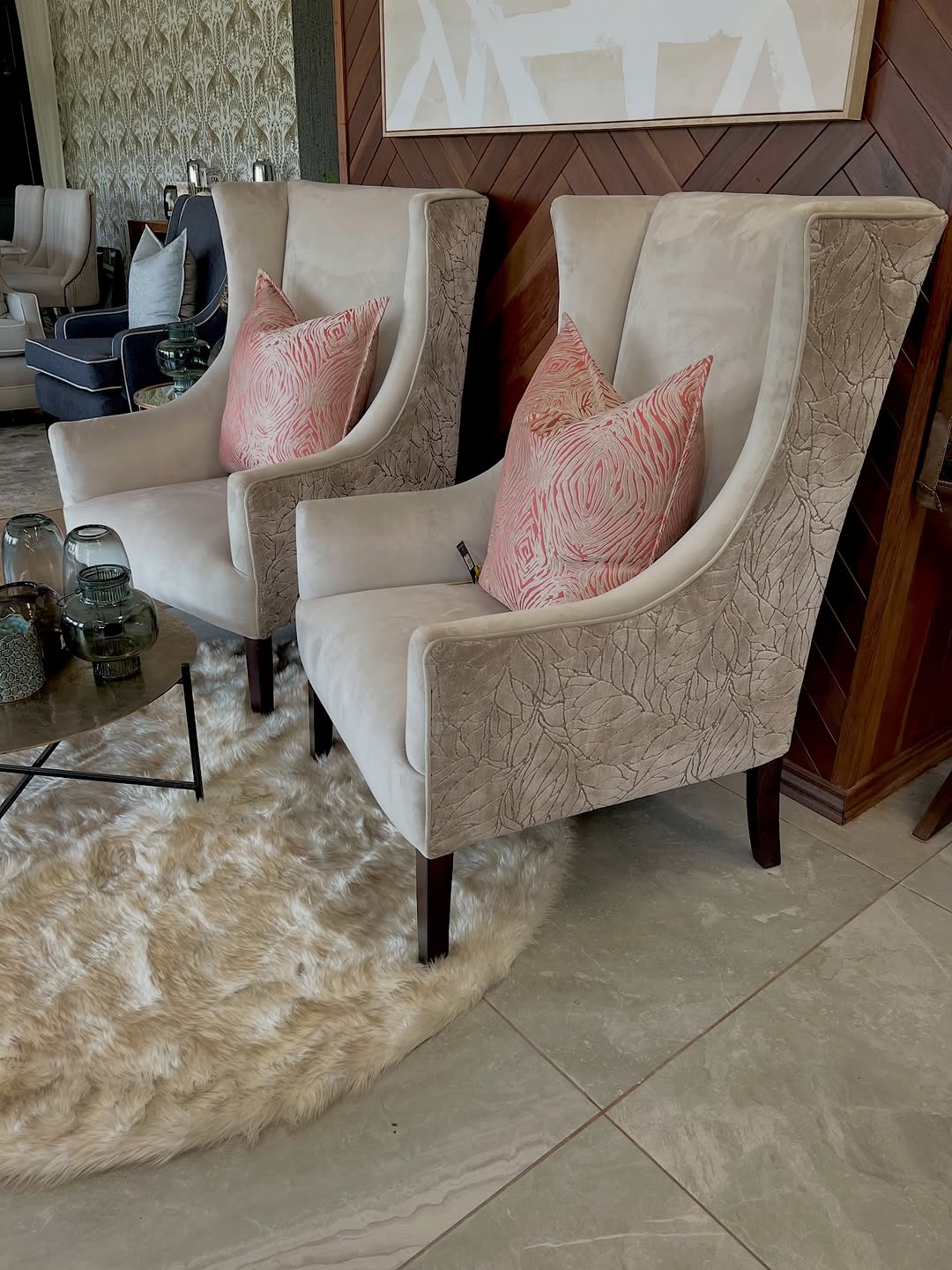Loved this look   Let it inspire your next interior choice - timeless seating always wins.  DM us for a quo…